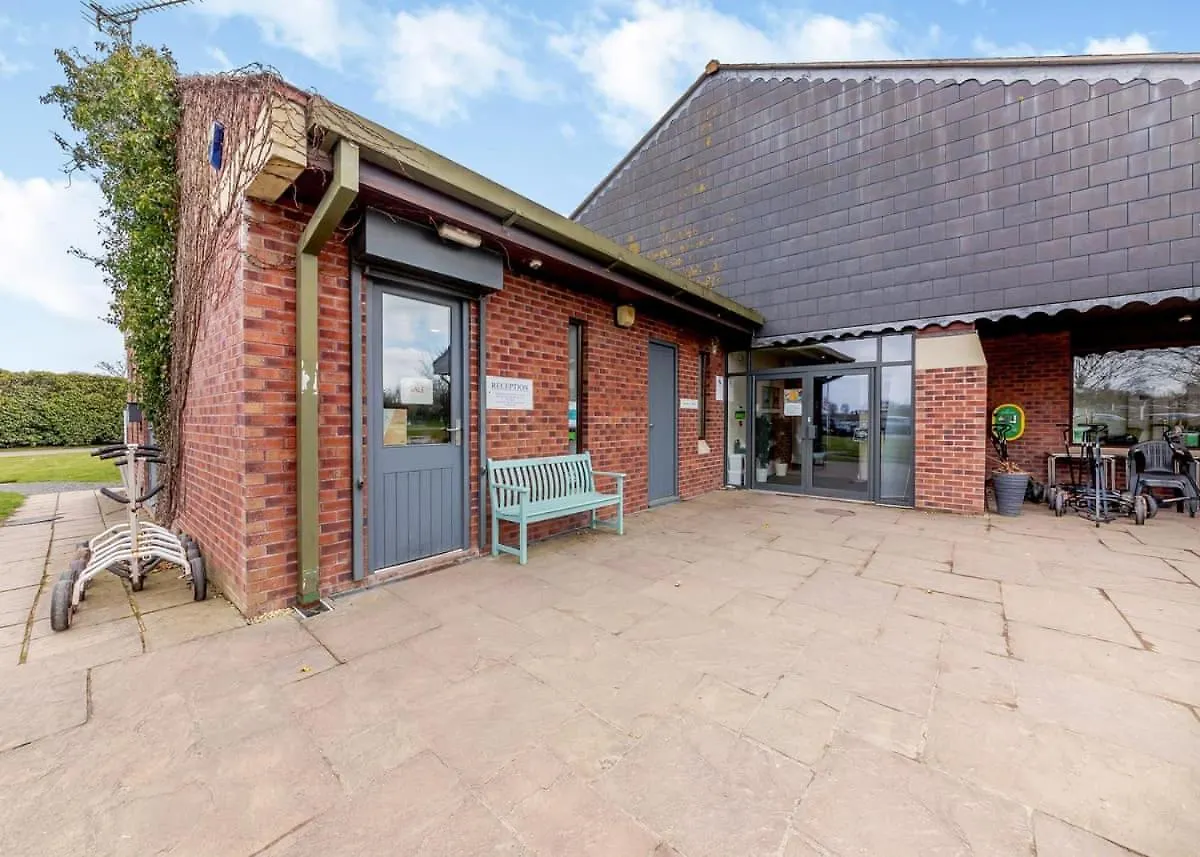 Eden Lodge Retreat Crosby  0*, Crosby (Cumbria)